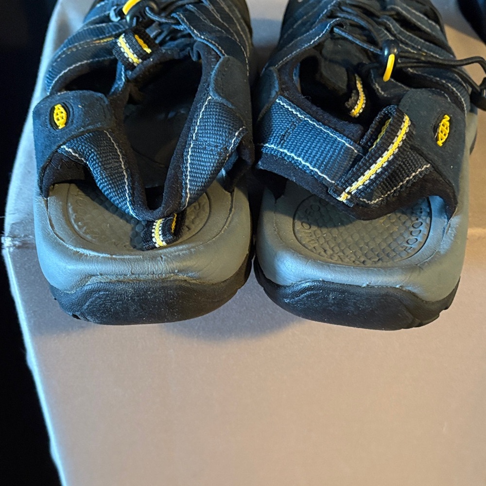 KEEN women’s blue and Yellow Outdoor Sandals - Picture 5 of 11